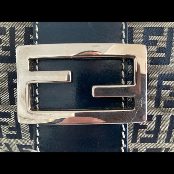 Fendi bag - Picture 5 of 6